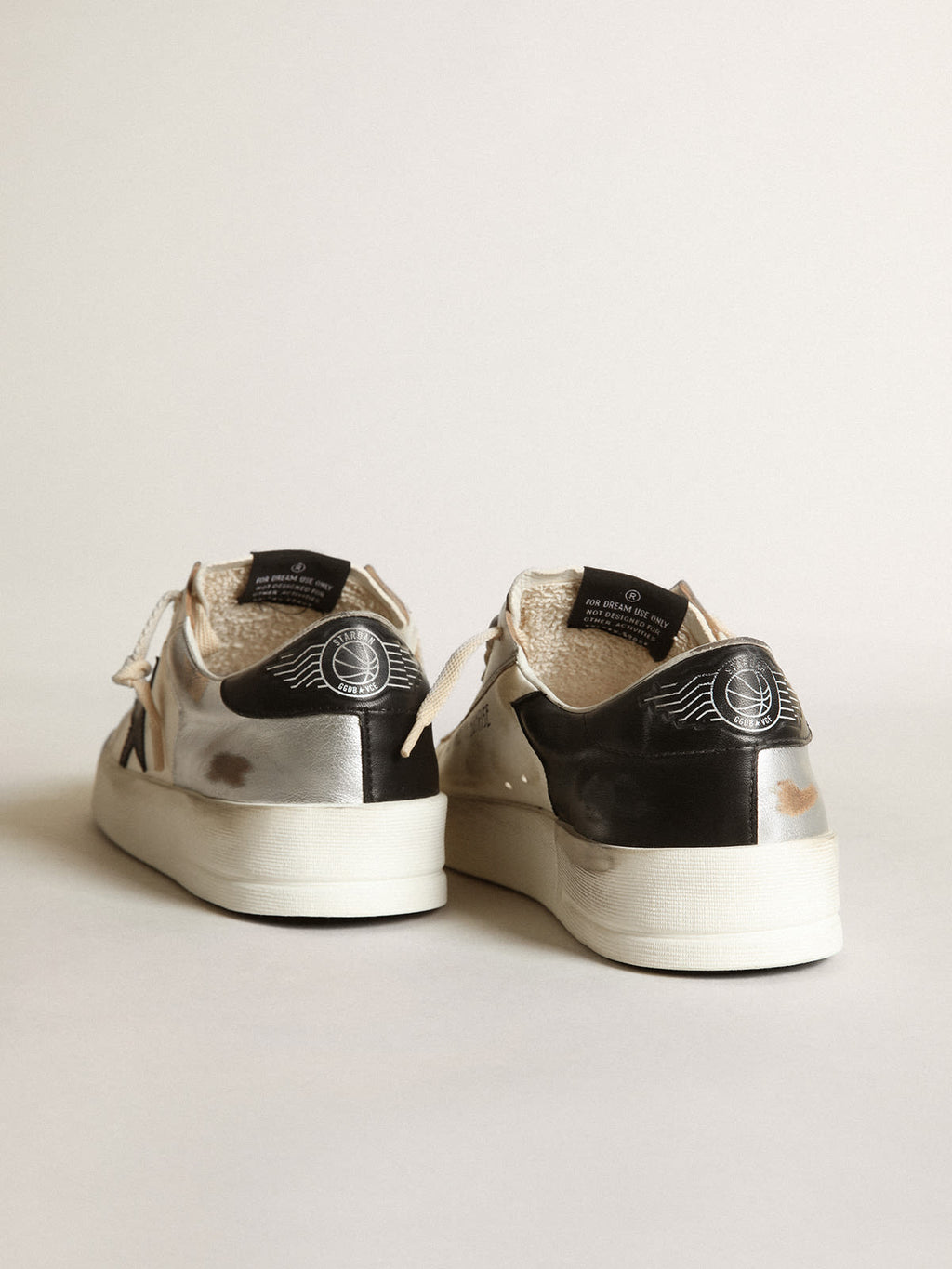 Sneaker Stardan Uomo in pelle laminata argento con inserti in nappa bianca e stella in pelle nera