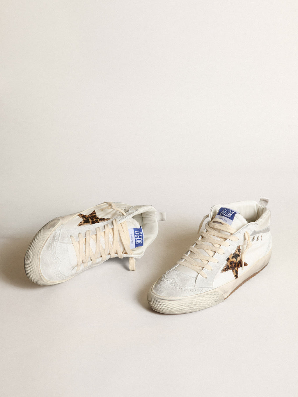 Sneaker Mid Star LTD in nylon bianco con stella in cavallino leopardato e talloncino in pelle laminata rosa