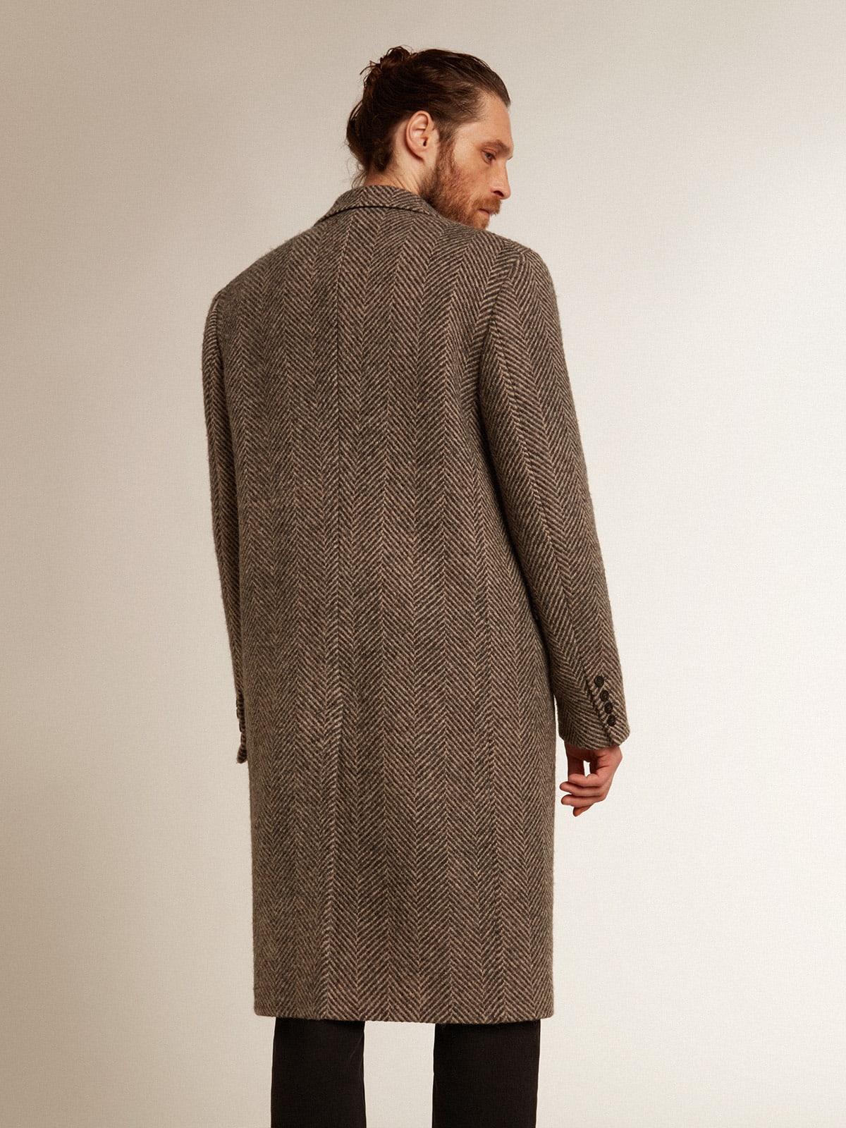 Cappotto monopetto in lana con trama spigata beige e grigio
