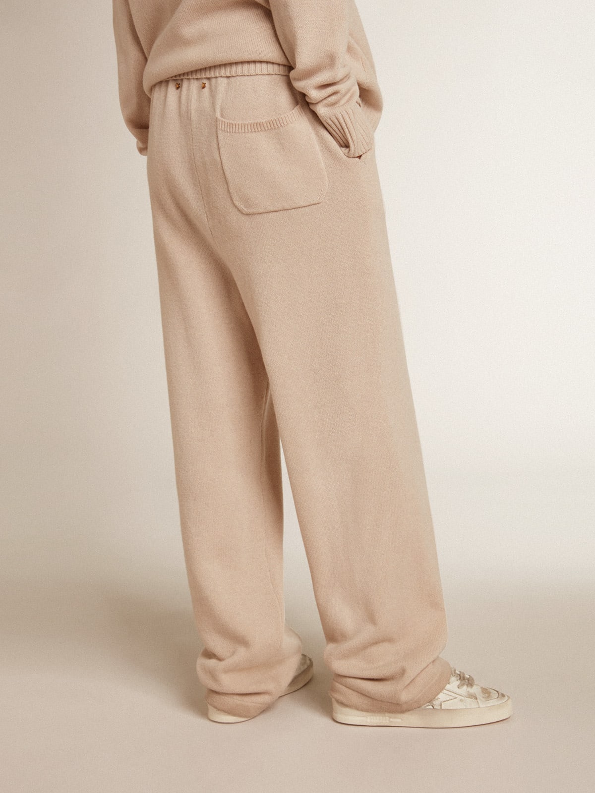 Pantalone jogging donna misto cashmere di colore bianco naturale