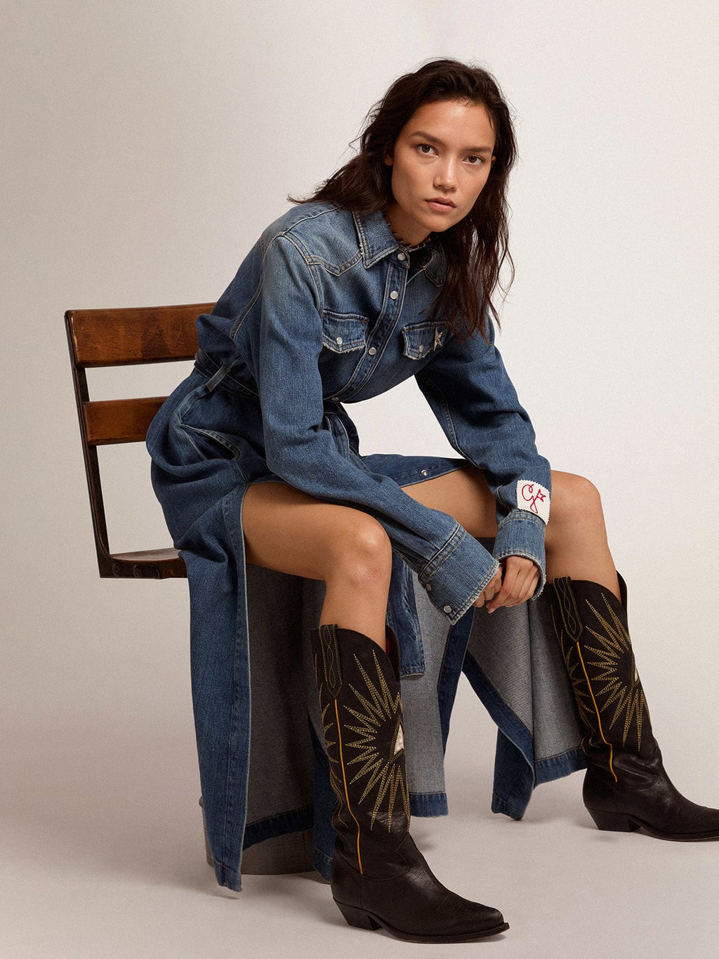 Vestito chemisier in denim Collezione Golden con cintura in vita