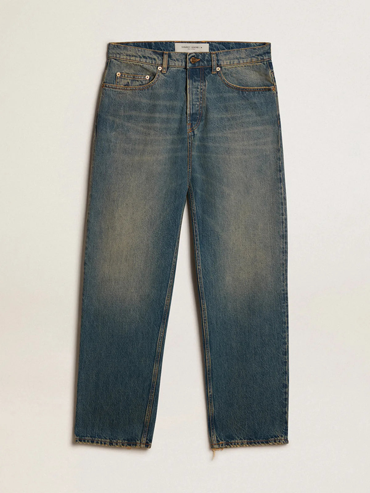 Jeans blu dal trattamento lived-in
