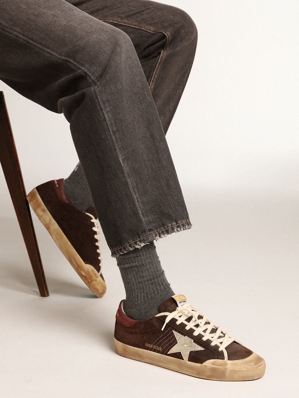 Super-Star Penstar in suede marrone con stella color platino