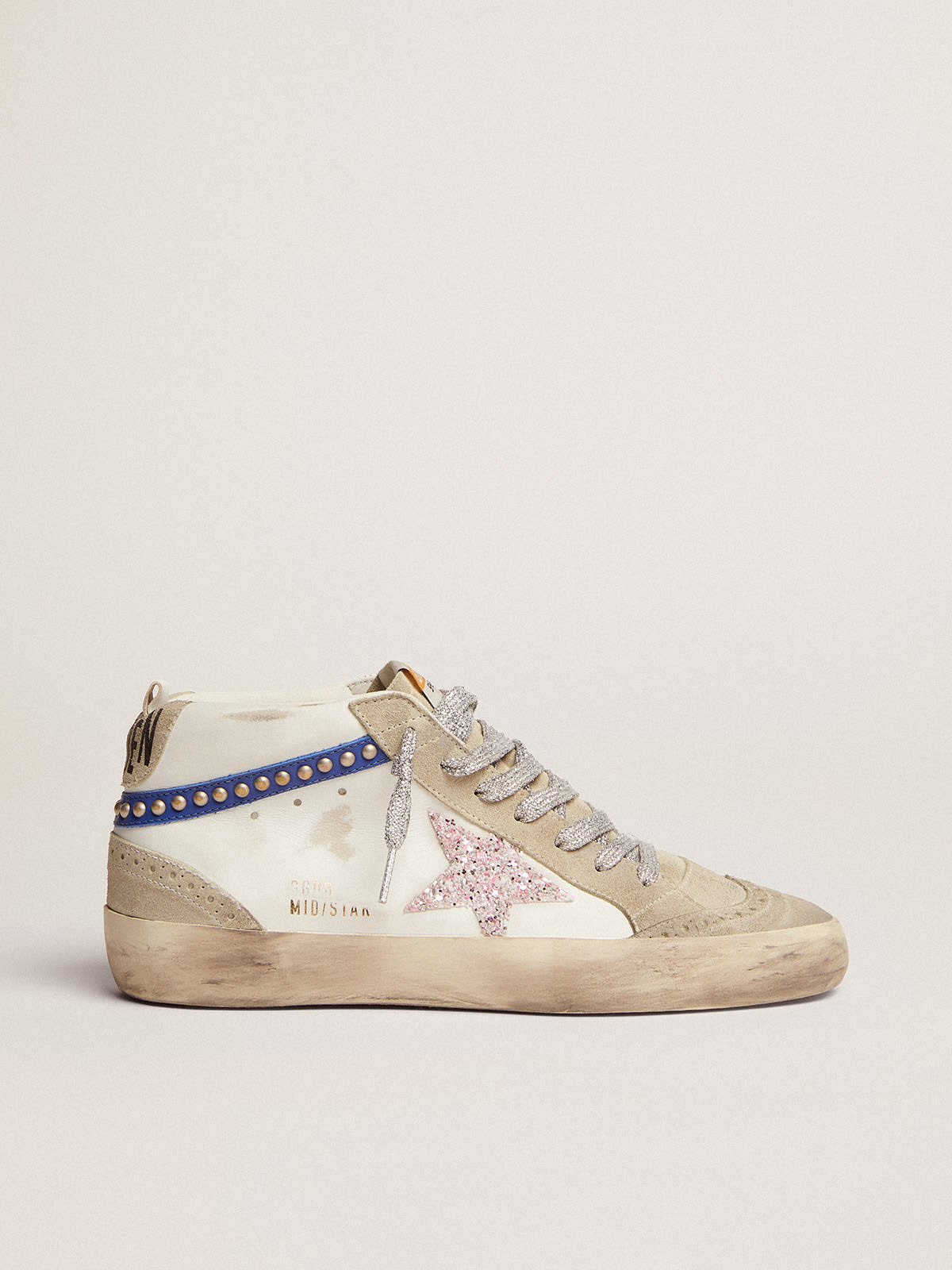 Sneaker Mid Star LTD con stella in glitter bianchi e rosa e virgola in pelle blu con borchie color oro
