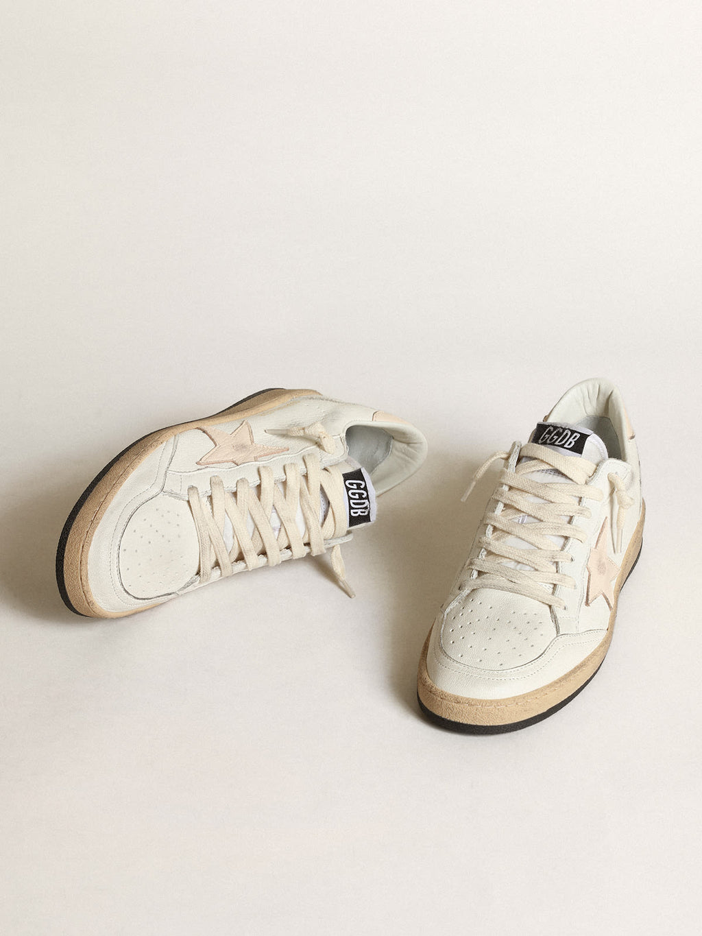 Ball Star LTD in nappa bianca con stella in nappa color salmone