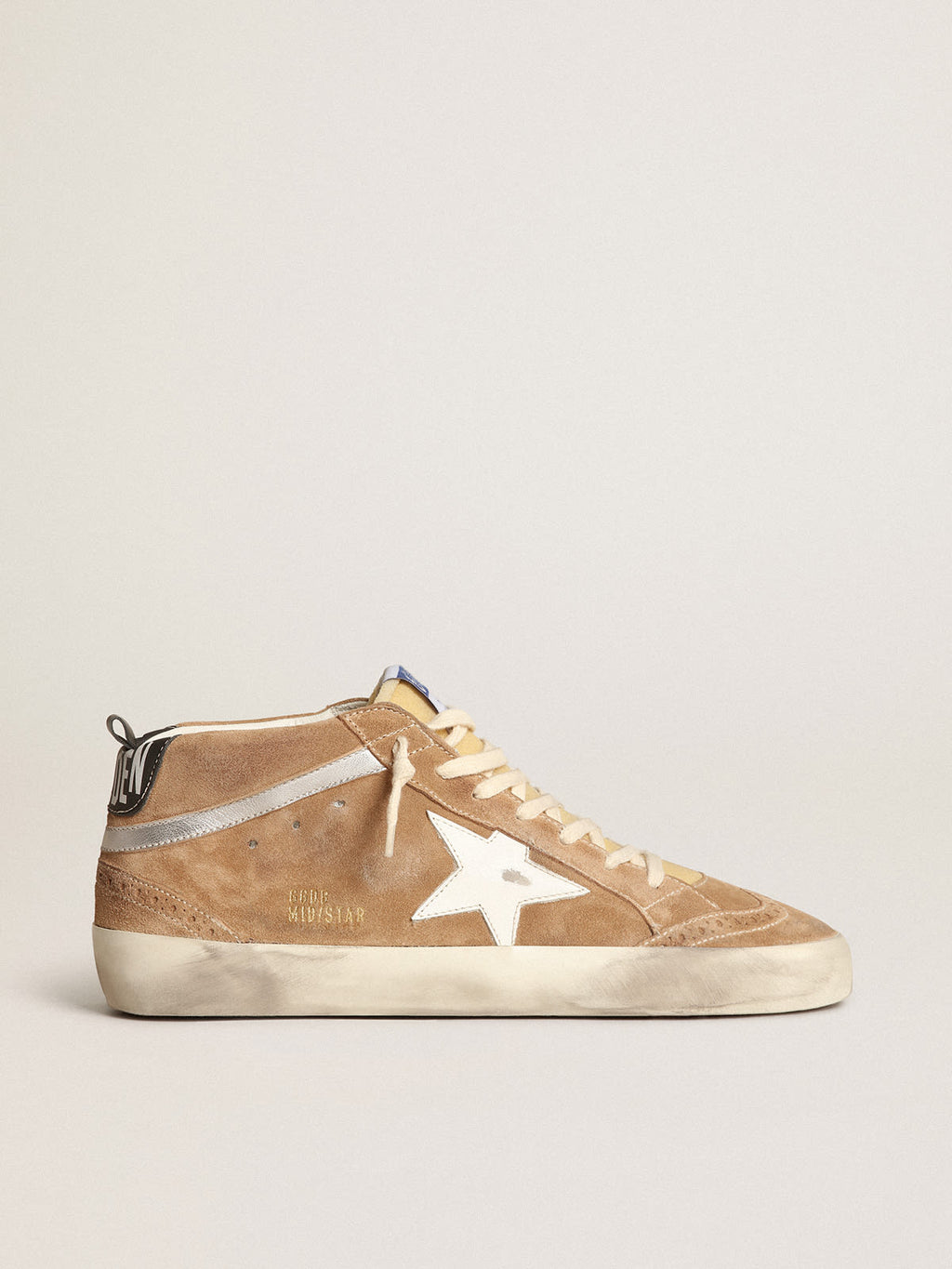 Sneaker Mid Star in suede tabacco con stella in pelle bianca e virgola in pelle laminata argento